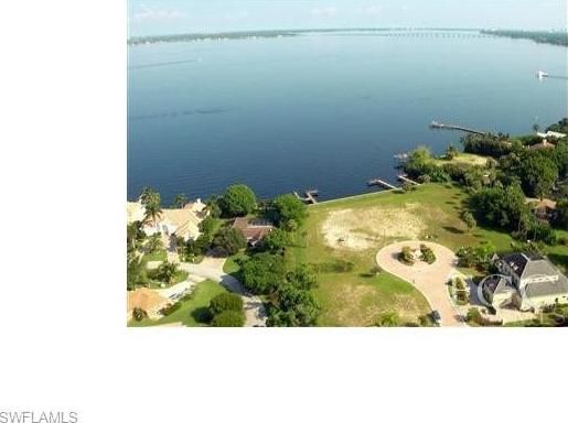 Photo of 12100 Via Del Fontana Way Fort Myers FL 33919