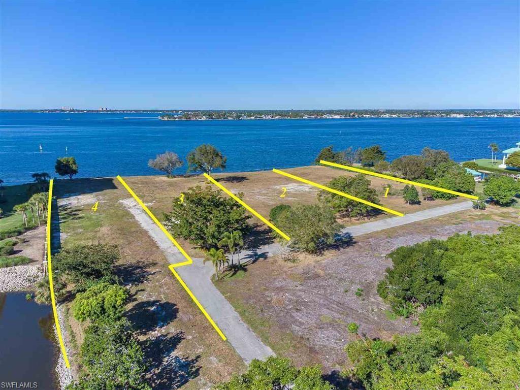 Photo of 14016 Schultz Rd Fort Myers FL 33908